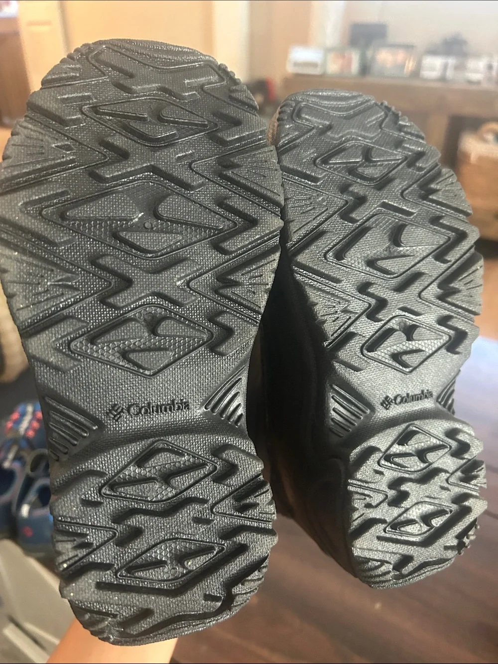 Brand New (no tags) Kids Columbia Black Winter Boots with Blue Accents